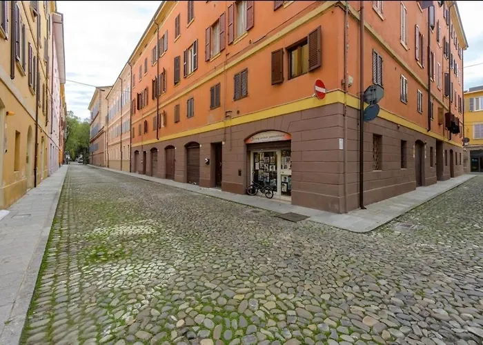 Апартаменти La Sosta 2-casa Accanto Stazione Dei Treni Модена